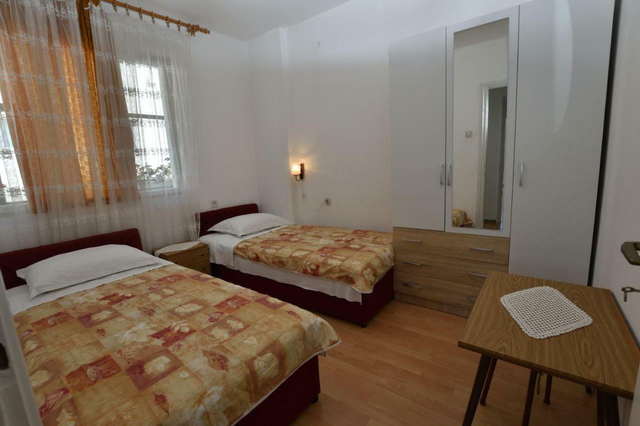 Apartment Maria Примоштен Екстер'єр фото