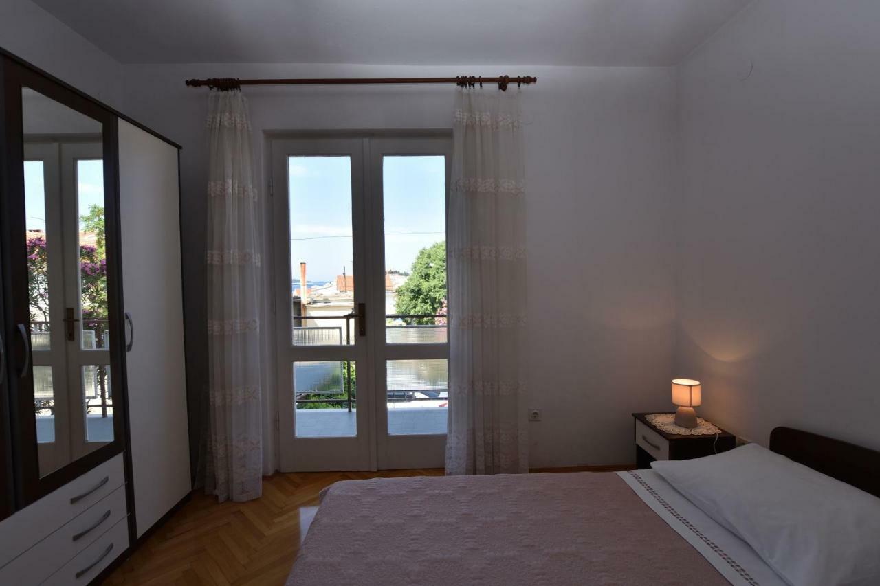 Apartment Maria Примоштен Екстер'єр фото